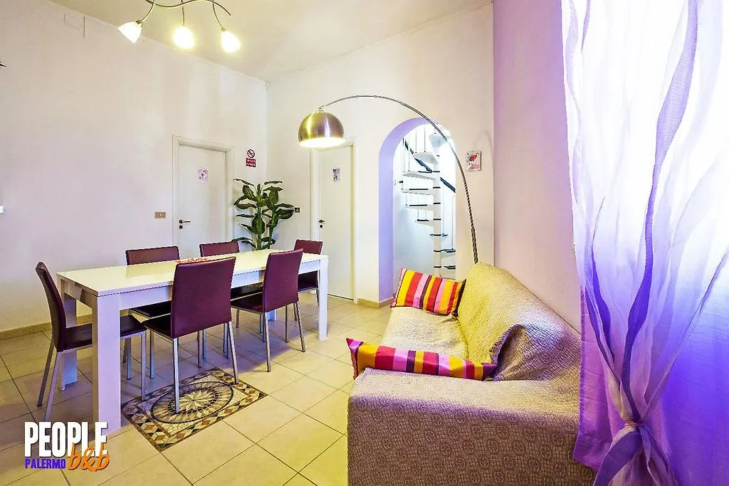 ** Bed & Breakfast People B&B - A Place To Be Palermo Italy