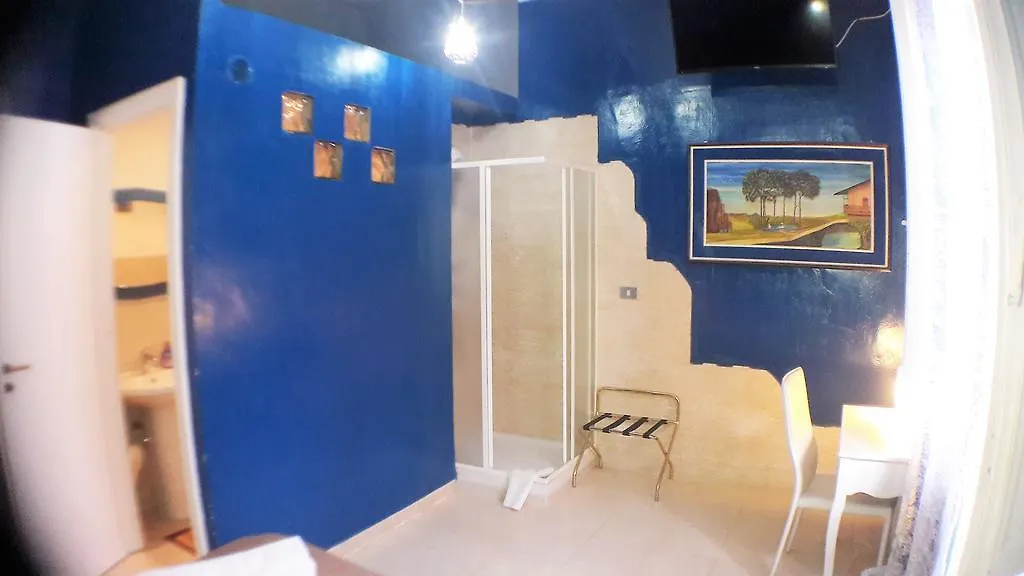 ** Bed & Breakfast People B&B - A Place To Be Palermo Italy